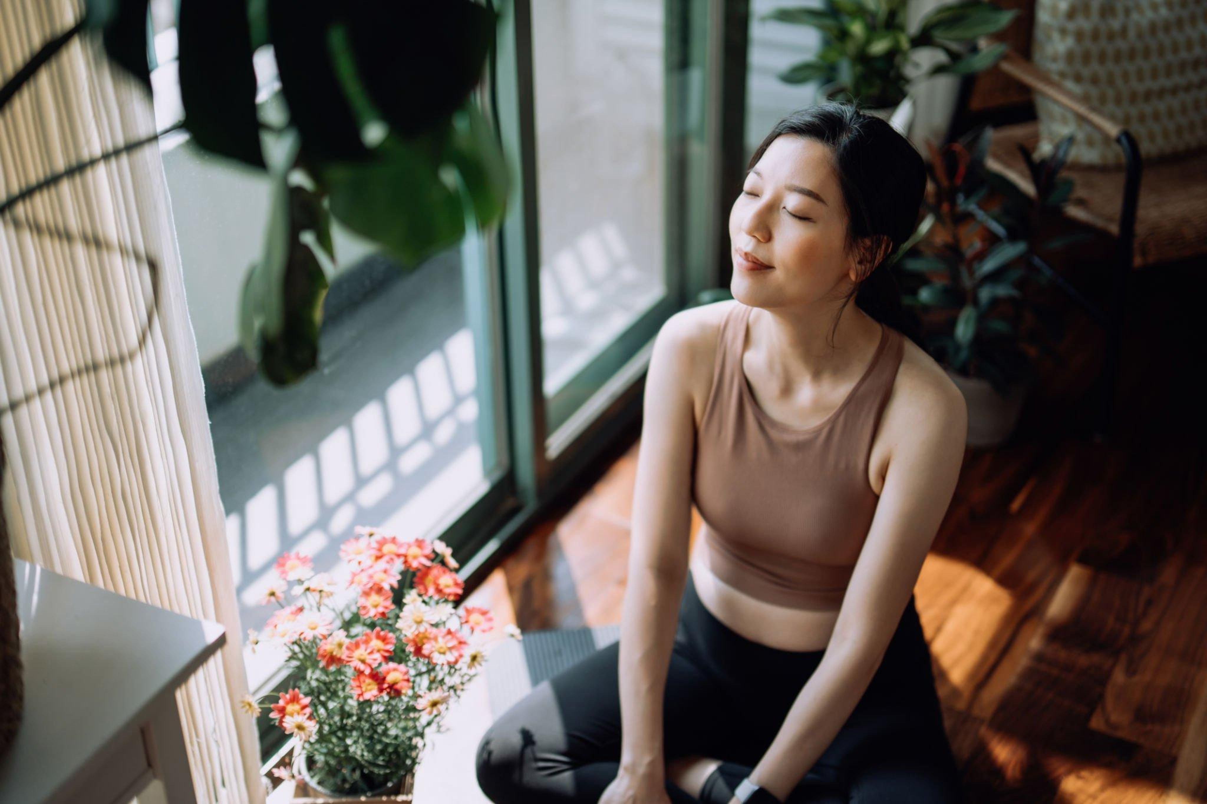 A girl doing yoga for Adrenal Fatigue Occurs