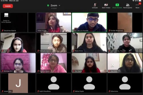 Students attending NID online coaching class at afdindia