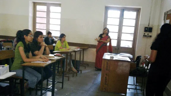 NIFT NID master class by Julie James